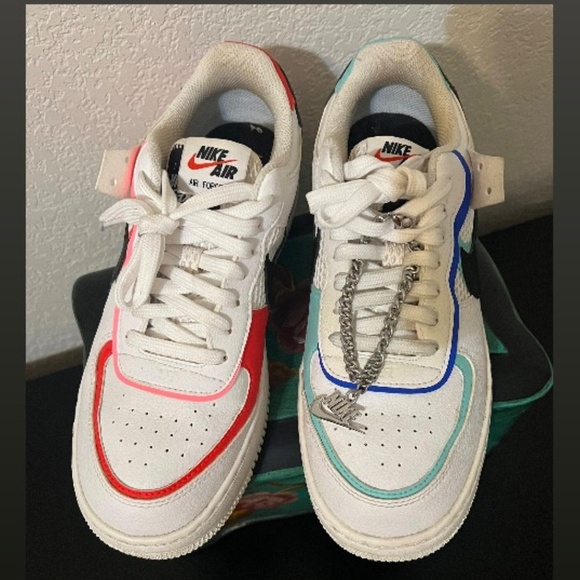Nike Airforce 1 Multi Color Women’s Sz 9 w Nike chain attached Cute! - Picture 6 of 8